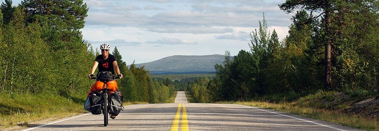 Couple depart on ultimate Nomad trip